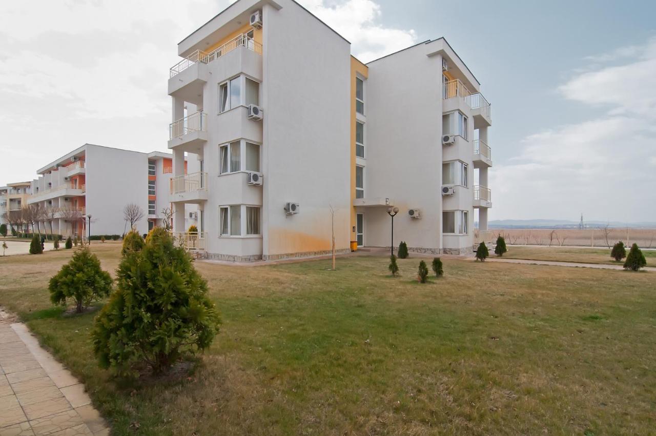 Holiday Apartments Next To Action Aquapark Sluneční pobřeží Exteriér fotografie